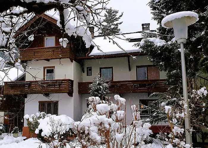 Gaestehaus Zum Gachtna